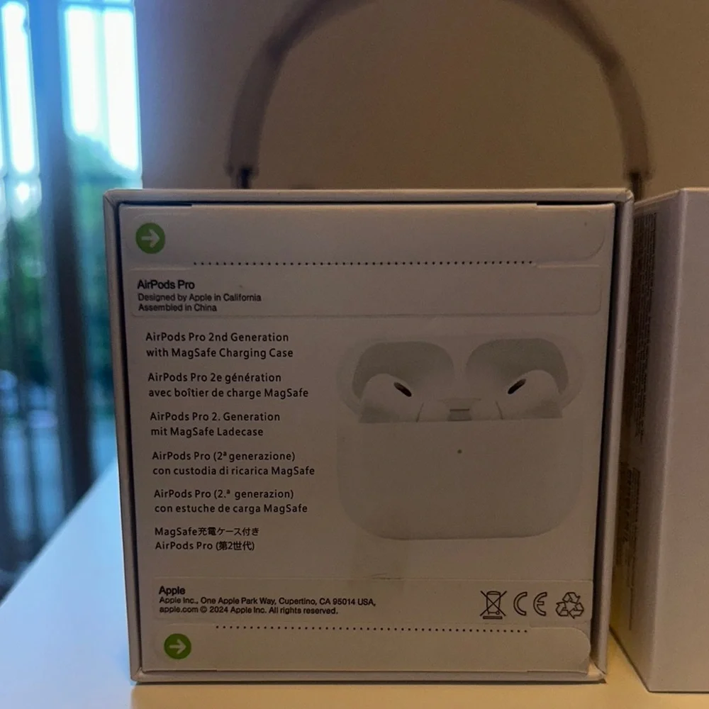 Apple AirPods Pro.
